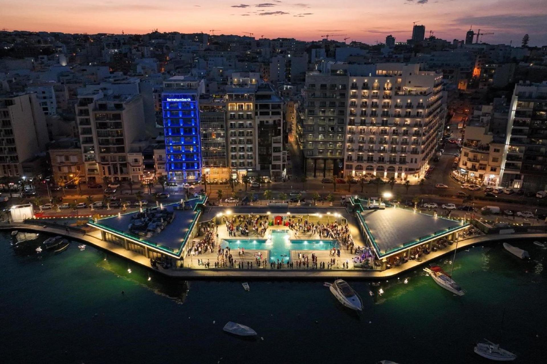 Brand New 2 Bed 2 Bath Apartment In Sliema By The Sea Εξωτερικό φωτογραφία