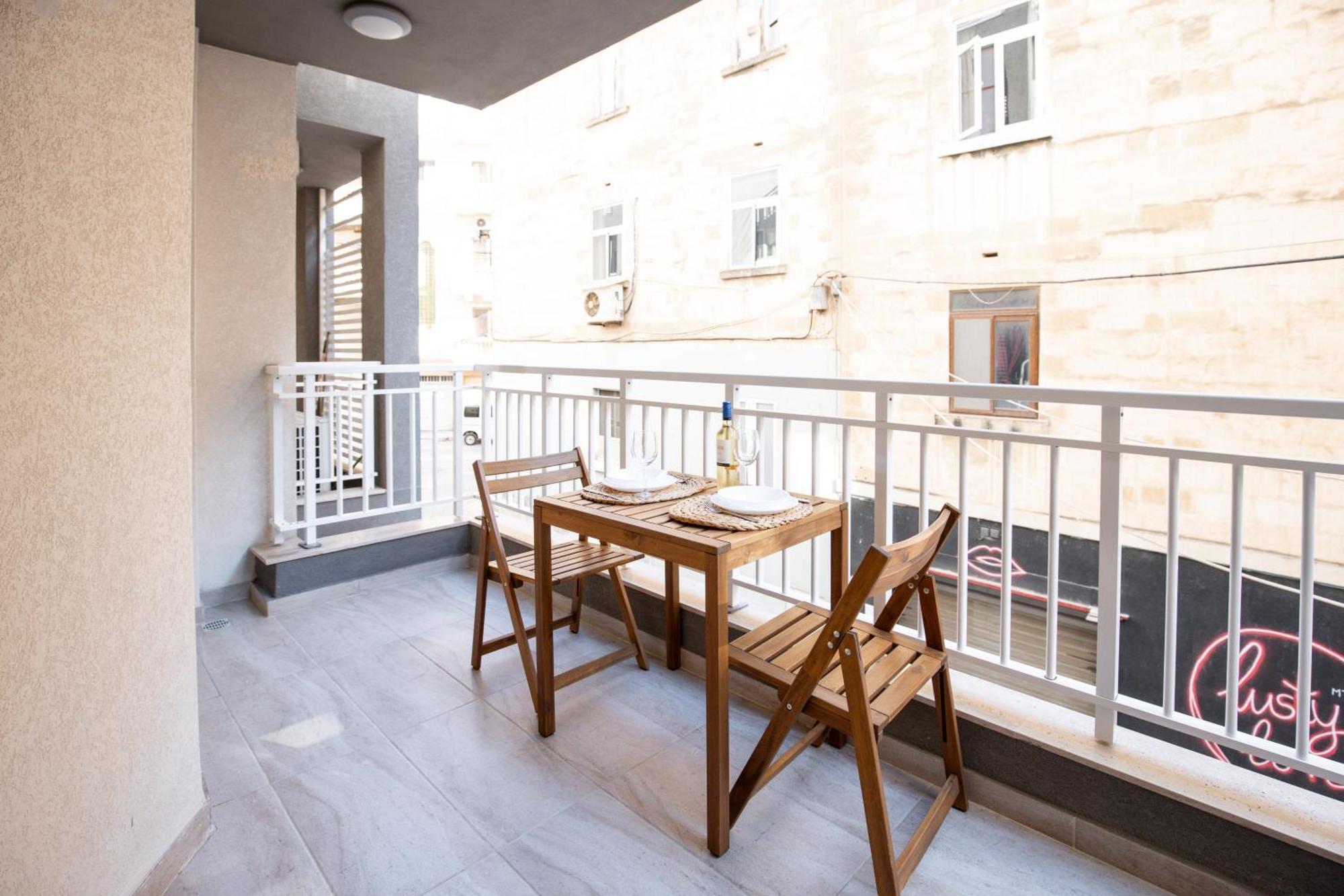 Brand New 2 Bed 2 Bath Apartment In Sliema By The Sea Εξωτερικό φωτογραφία